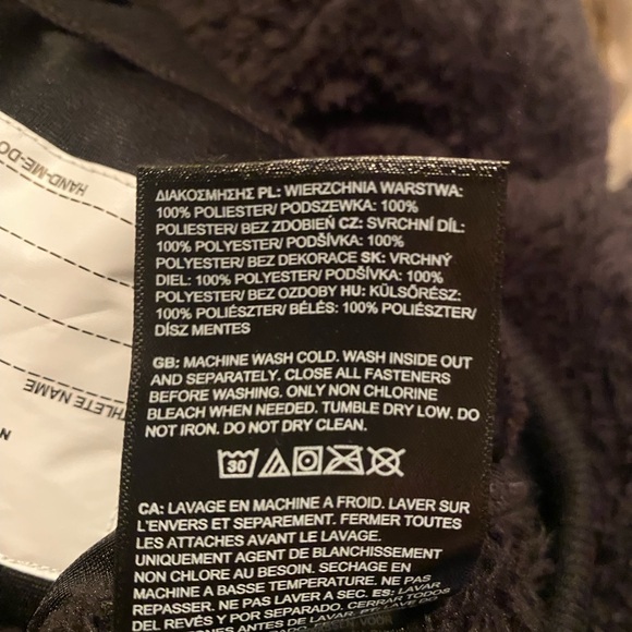 NWT The North Face Girls Suave Oso Full Zip Hooded Jacket in Black - Picture 9 of 10